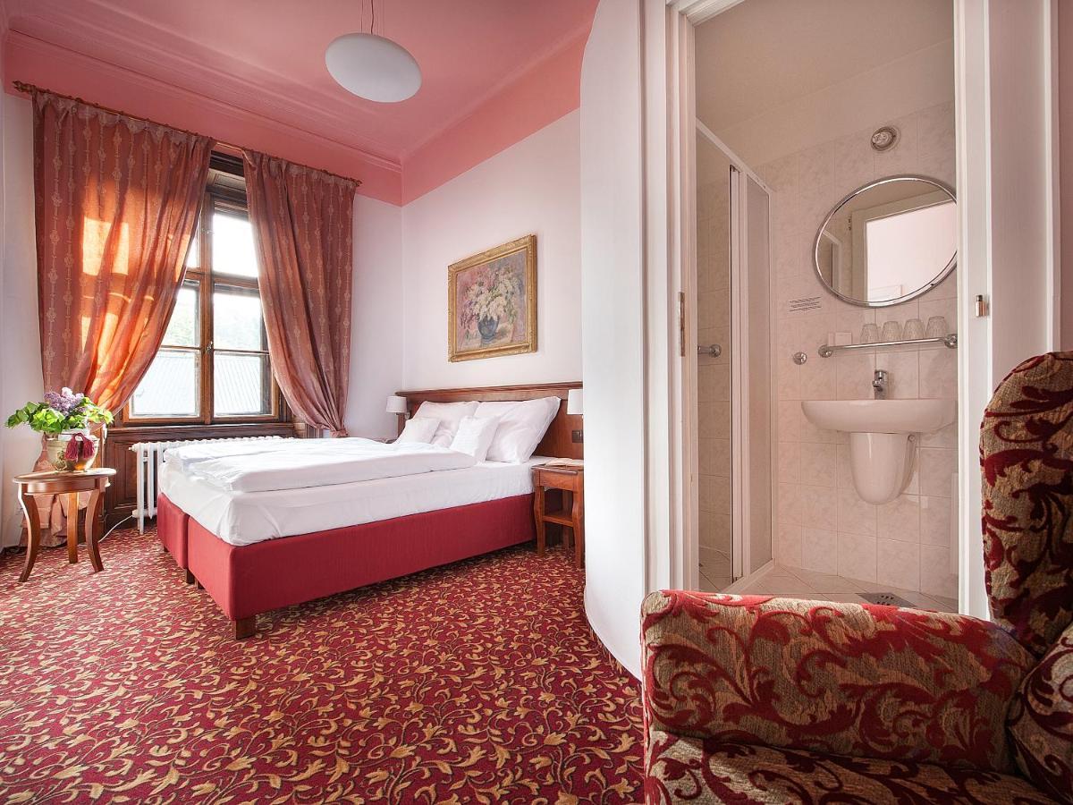 Ea Zamecky Hotel Hrubá Skála المظهر الخارجي الصورة