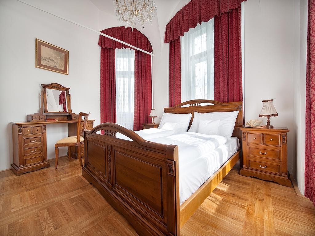Ea Zamecky Hotel Hrubá Skála المظهر الخارجي الصورة
