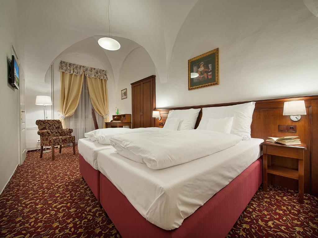 Ea Zamecky Hotel Hrubá Skála المظهر الخارجي الصورة