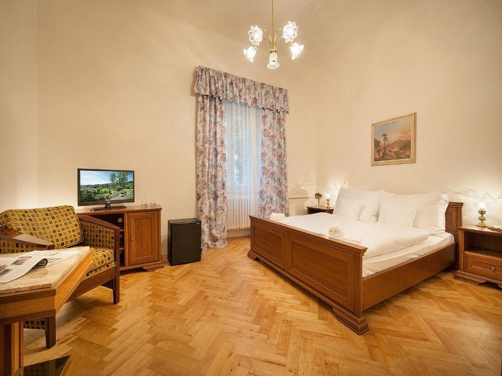 Ea Zamecky Hotel Hrubá Skála المظهر الخارجي الصورة