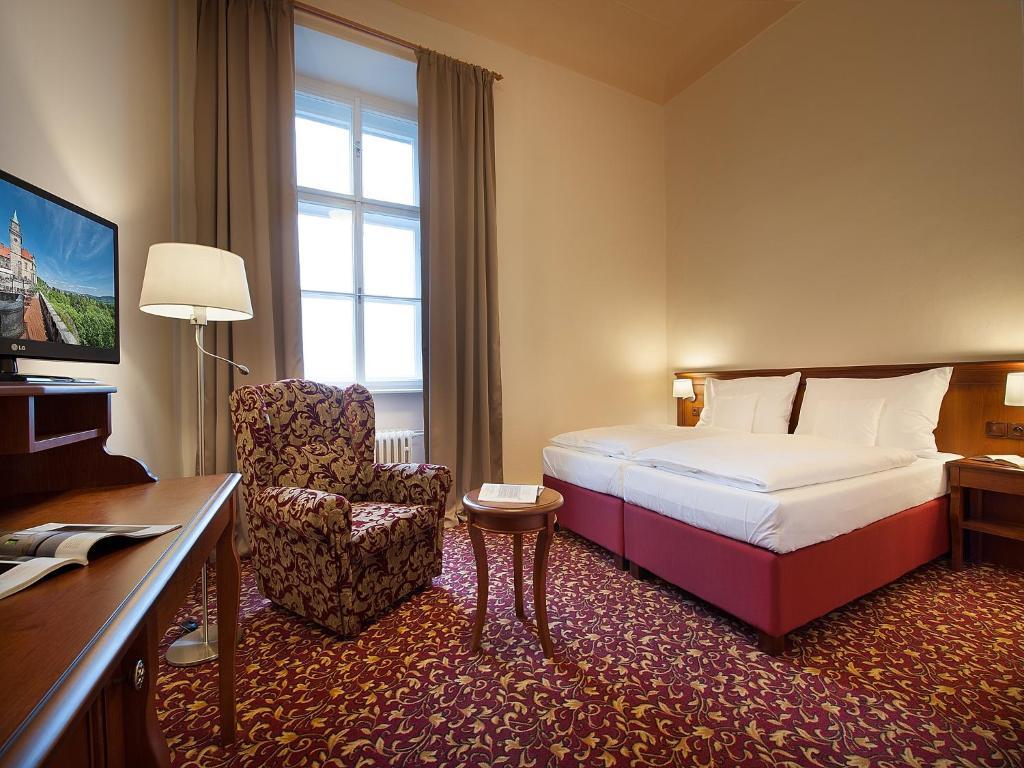 Ea Zamecky Hotel Hrubá Skála الغرفة الصورة