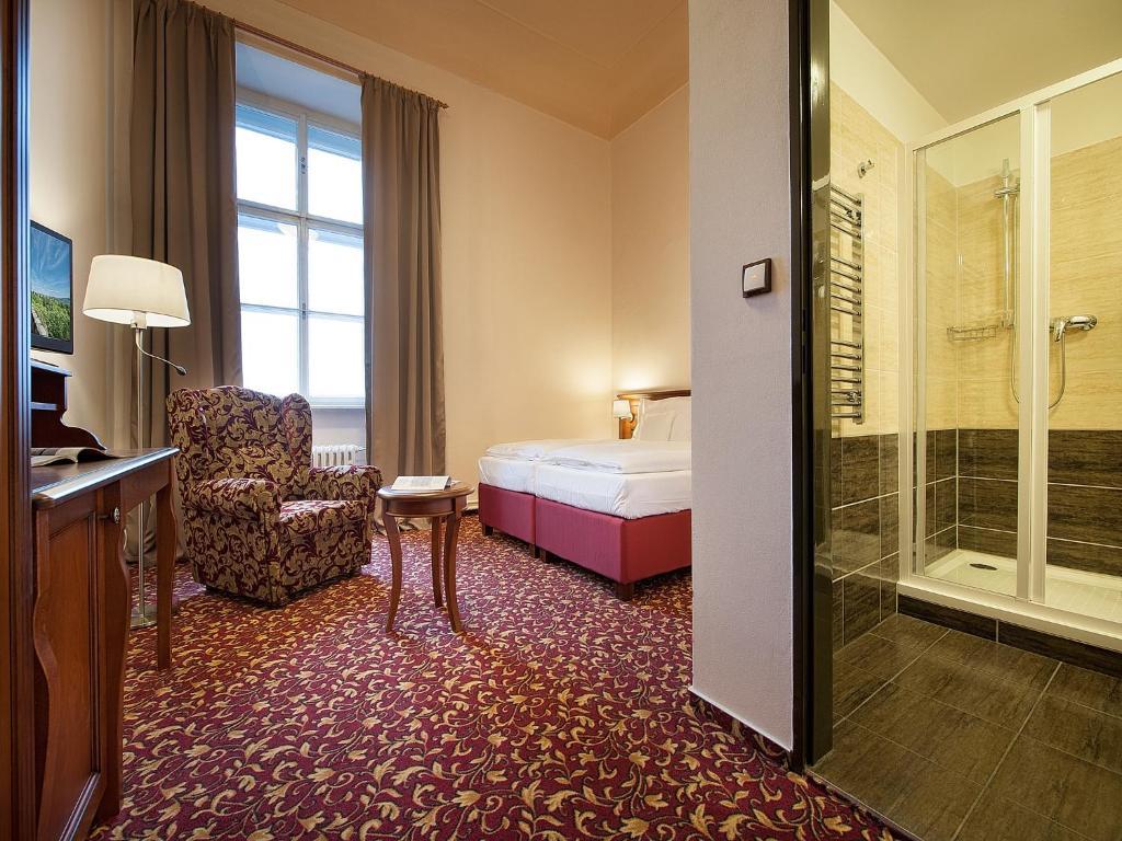 Ea Zamecky Hotel Hrubá Skála المظهر الخارجي الصورة