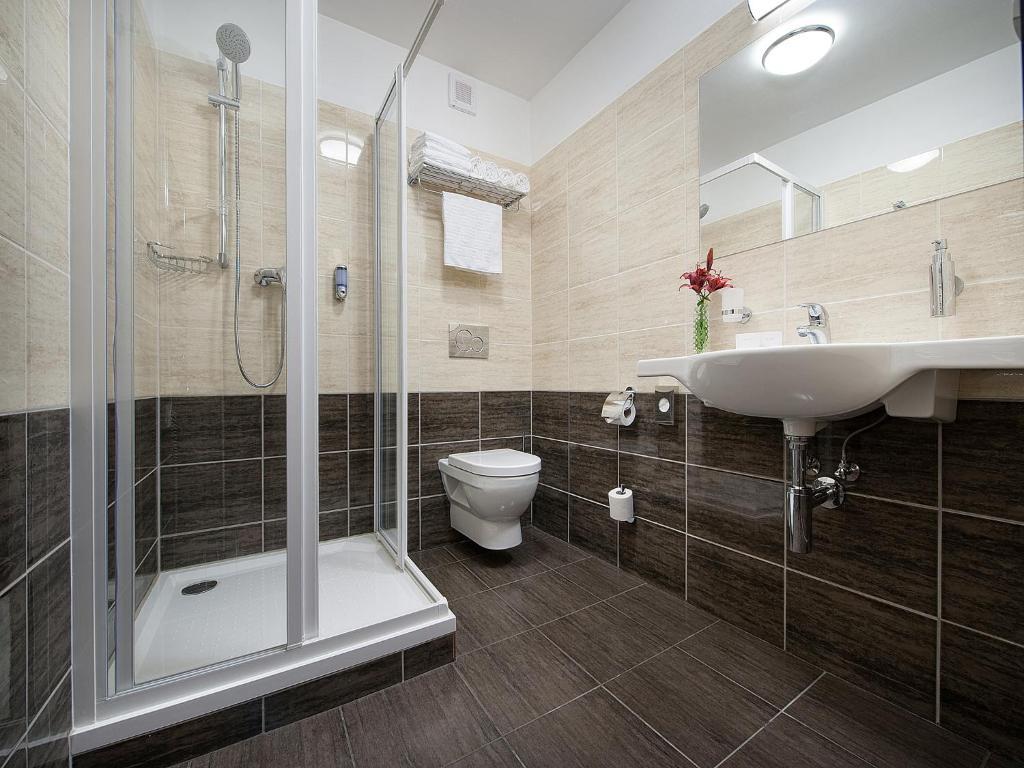 Ea Zamecky Hotel Hrubá Skála المظهر الخارجي الصورة